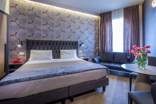 Comfort Tek Büyük Yataklı Oda