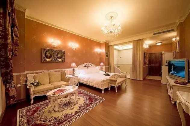 Deluxe Tek Büyük Yataklı Oda