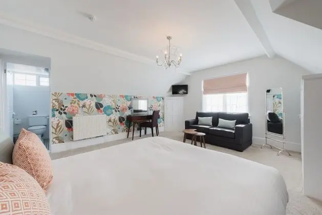Family Room for 4
