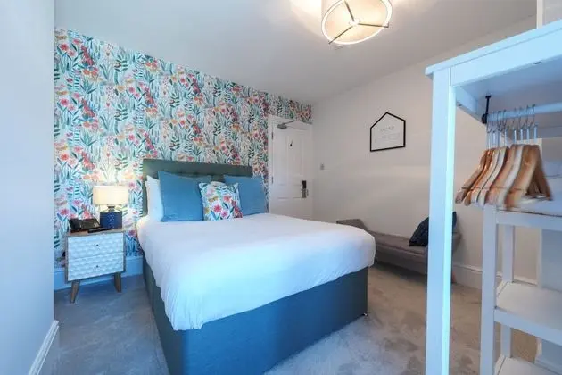 Standard Double Room with Shower