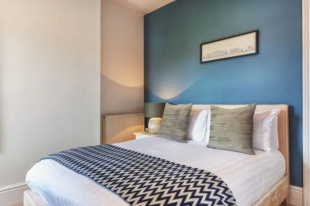 Standard Double Room with Shower