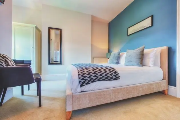 Standard Double Room with Shower