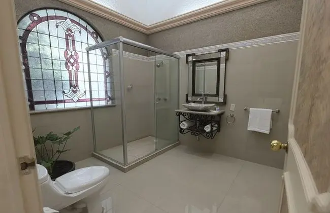 Comfort Süit, 1 En Büyük (King) Boy Yatak, Engellilere Uygun
