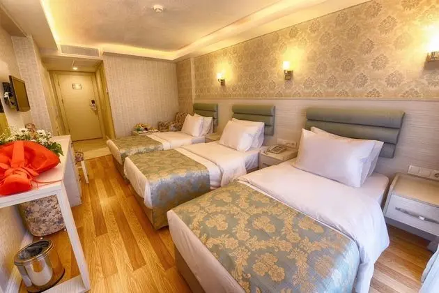 Deluxe Üç Kişilik Oda, 3 Tek Kişilik Yatak