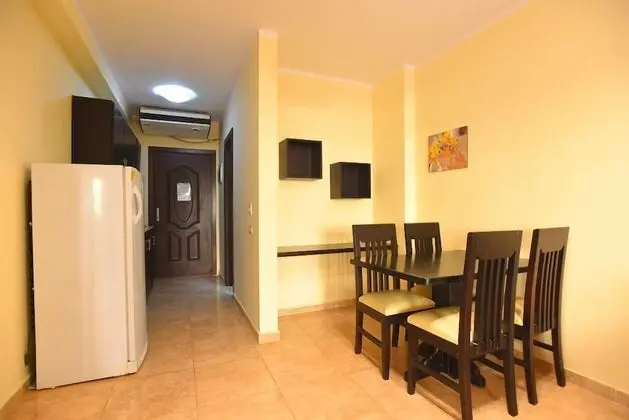 Premium Apart Daire, 1 Yatak Odası, Teras, Havuz Manzaralı