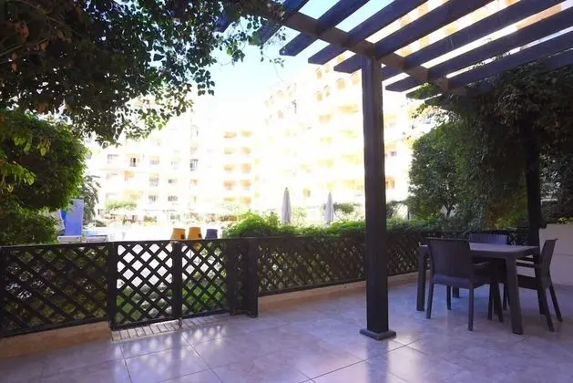 Premium Apart Daire, 1 Yatak Odası, Teras, Havuz Manzaralı