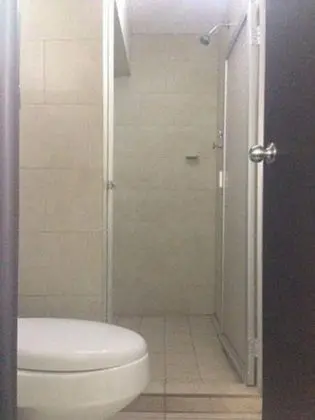 Tek Büyük Yataklı Oda, 2 Çift Kişilik Yatak