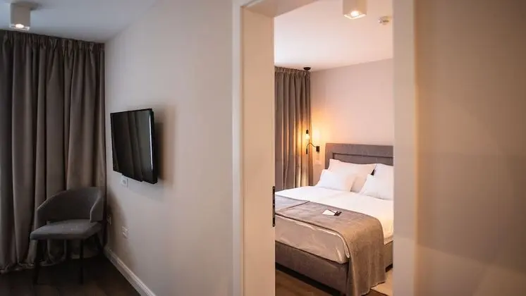 Comfort Tek Büyük veya İki Ayrı Yataklı Oda, 1 Yatak Odası, Özel Banyo, Bahçe Manzaralı