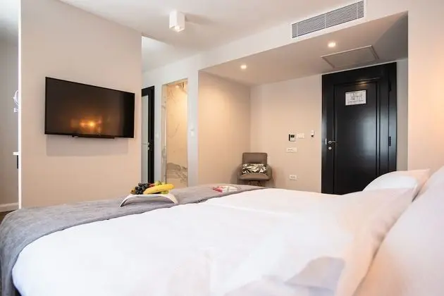 Comfort Tek Büyük veya İki Ayrı Yataklı Oda, 1 Yatak Odası, Özel Banyo, Bahçe Manzaralı