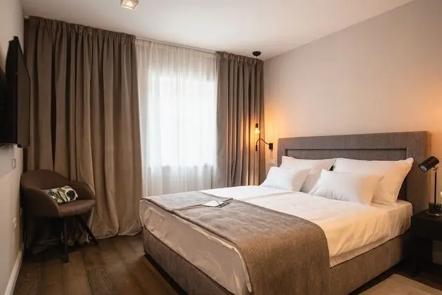 Comfort Tek Büyük Yataklı Oda