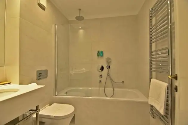 Design Tek Büyük Yataklı Oda