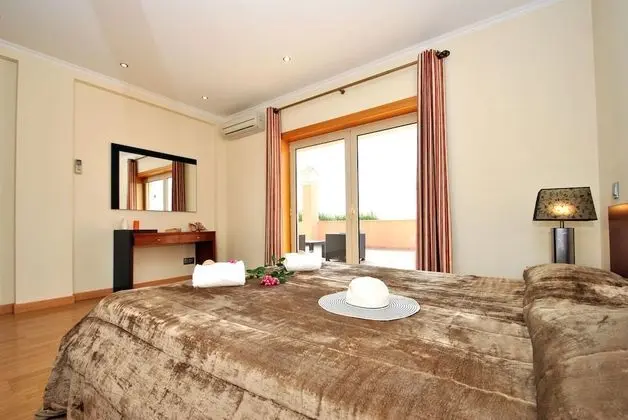 Villa, Birden Çok Yatak Odası, Kişiye Özel Havuzlu, Havuz Manzaralı