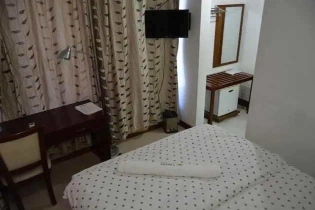 Basic Tek Büyük Yataklı Oda, Şehir Manzaralı