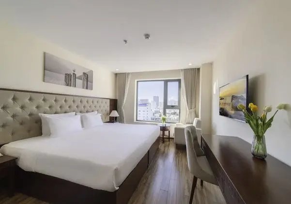 Premier Tek Büyük veya İki Ayrı Yataklı Oda, 1 Yatak Odası, Kısmi Deniz Manzaralı (Deluxe)