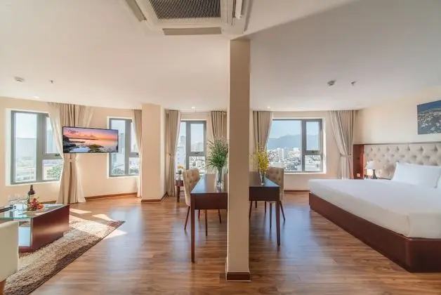 Signature Oda (Florida Suite)