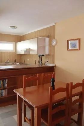 Apart Daire, 2 Yatak Odası, Balkon
