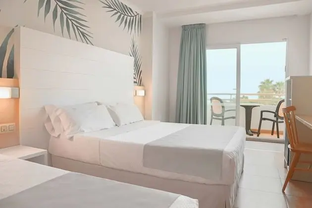 Üç Kişilik Oda, Balkon (2 adults + 1 children)