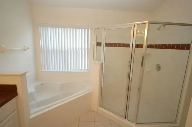 5 bedroom, 3 bathroom Private Home