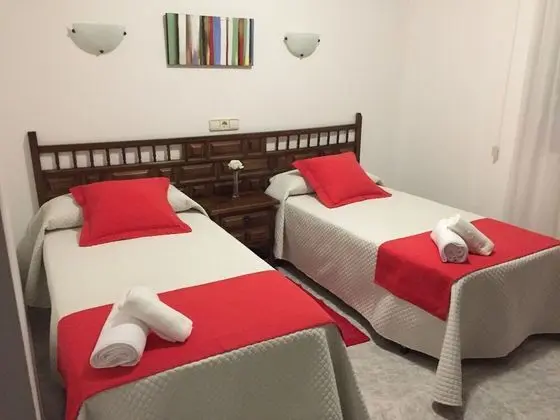 Tek Büyük veya İki Ayrı Yataklı Oda