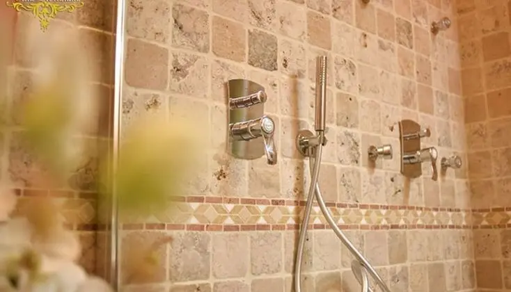 Deluxe Dört Kişilik Oda