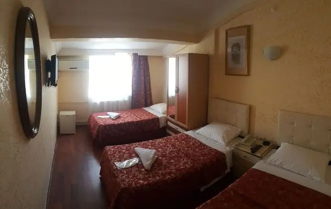 Basic Tek Büyük Yataklı Oda, 2 Tek Kişilik Yatak