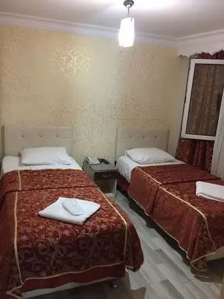 Basic Tek Büyük Yataklı Oda, 2 Tek Kişilik Yatak