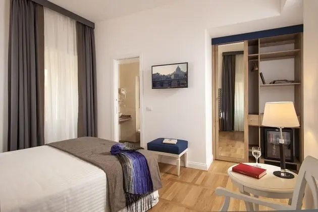 Superior Tek Büyük Yataklı Oda