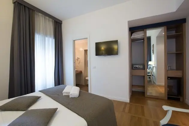 Superior Tek Büyük Yataklı Oda