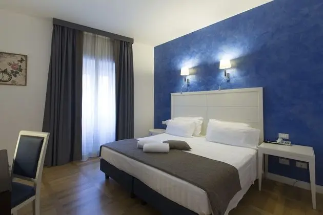 Superior Tek Büyük Yataklı Oda