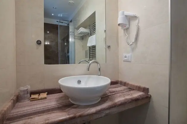 Superior Tek Büyük Yataklı Oda