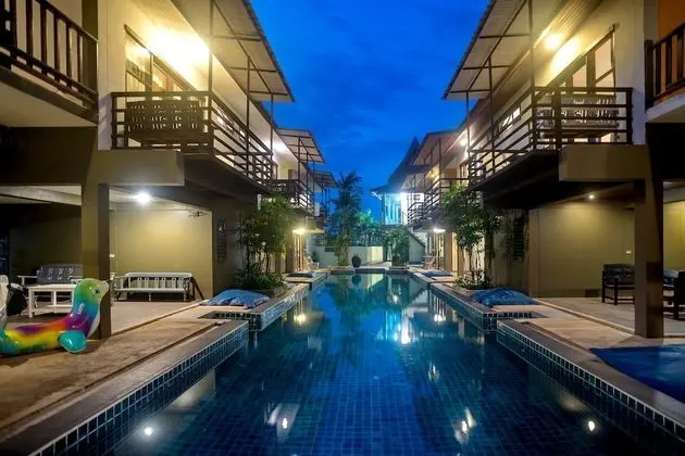 Superior Mini Suite Pool View