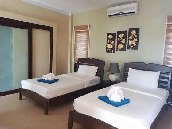 Superior Mini Suite Pool View