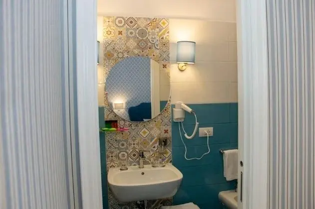 Design Tek Büyük Yataklı Oda