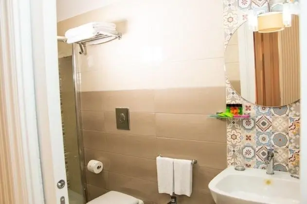 Executive Üç Kişilik Oda