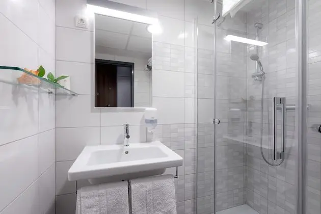 Tek Büyük Yataklı Oda, Balkon