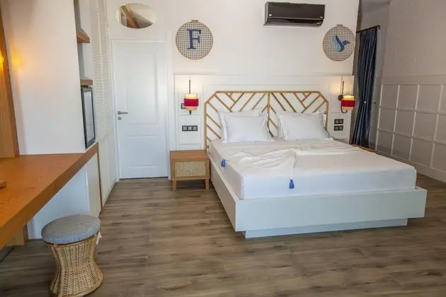 Suite With Jacuzzi