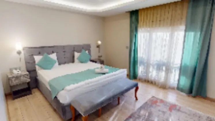 Standart Oda, Kara Manzaralı