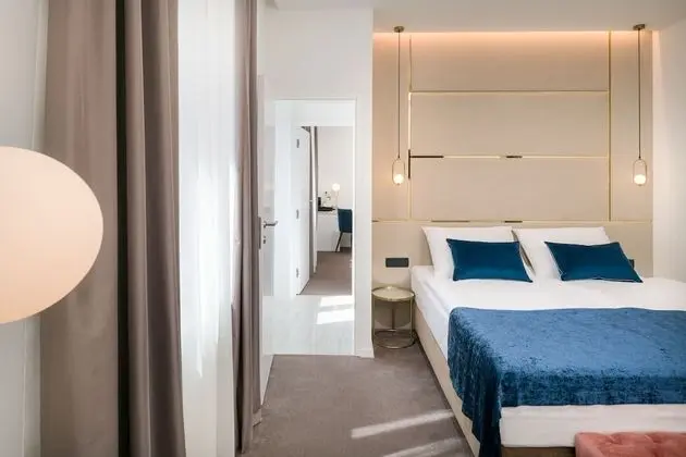 Deluxe Tek Büyük veya İki Ayrı Yataklı Oda, Balkon