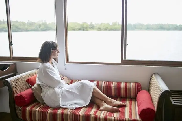 Deluxe Kulübe, 1 Büyük (Queen) Boy Yatak, Sigara İçilmez, Göl Manzaralı