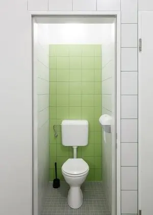 Standard 6-Bed Mixed Dorm - Shared Bathroom