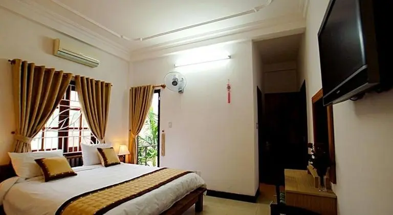 Deluxe Üç Kişilik Oda, Bahçe Manzaralı