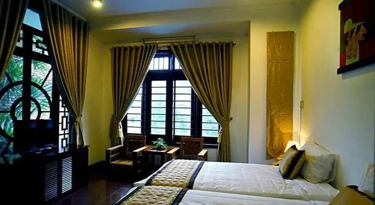 Deluxe Üç Kişilik Oda, Bahçe Manzaralı
