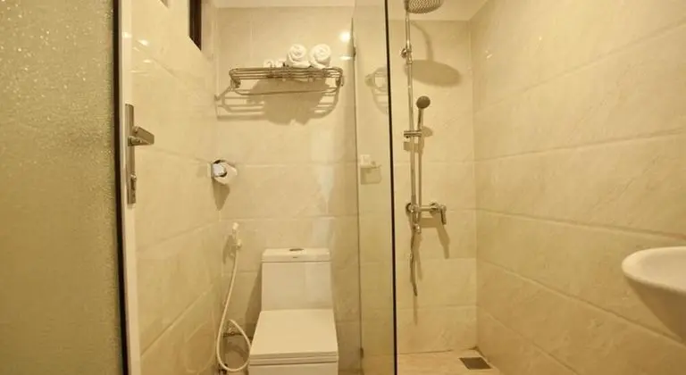 Deluxe Üç Kişilik Oda, Bahçe Manzaralı