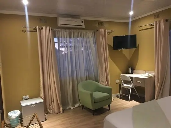 Comfort Tek Büyük Yataklı Oda