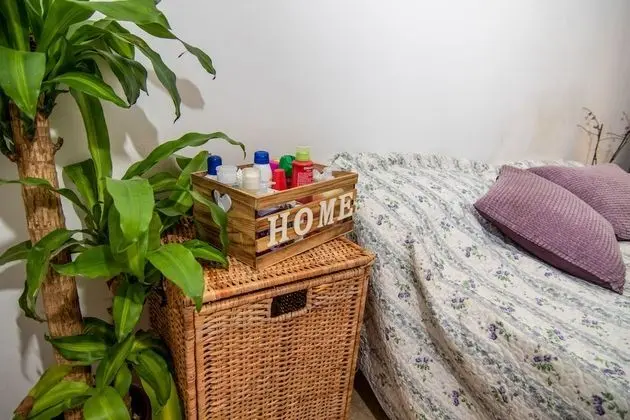 Comfort Tek Büyük veya İki Ayrı Yataklı Oda, Avlu Manzaralı (Provence)