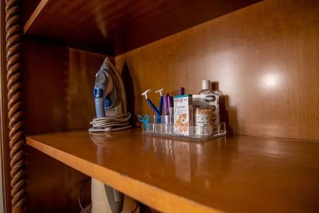 Comfort Tek Büyük veya İki Ayrı Yataklı Oda, Avlu Manzaralı (Provence)