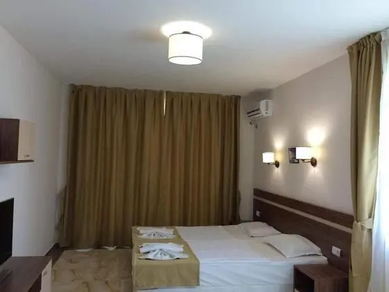 Ev, 1 Yatak Odası, Sigara İçilebilir, Buzdolabı