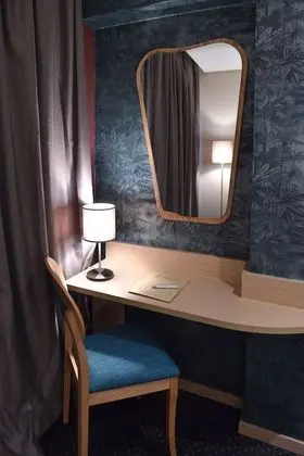 Deluxe Tek Büyük Yataklı Oda, Özel Banyo