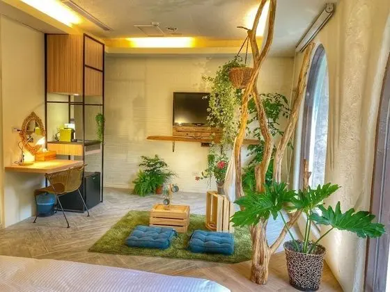 Romantic Büyük Yataklı Tek Kişilik Oda, 1 Yatak Odası, Balkon, Bahçeli