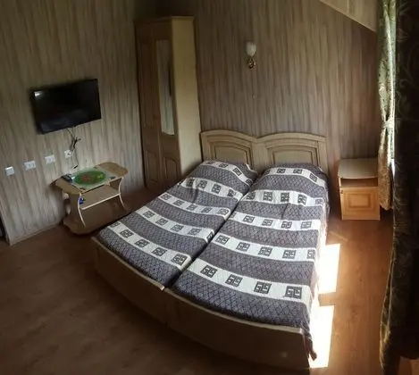 Economy Tek Büyük Yataklı Oda, Ortak Banyo